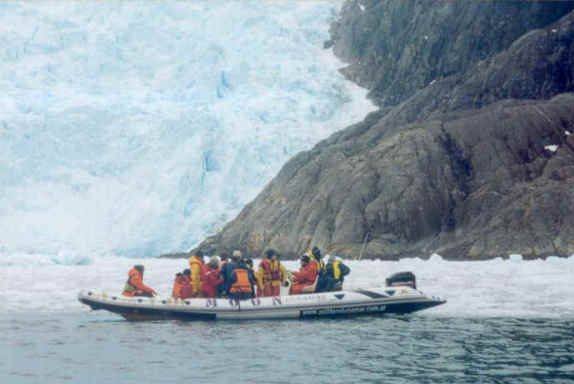glaciar Italy in beagle Channel MOON NAV III 890 Ocean Off Shore Rigid Hull Inflatable Boat RIBs Lunamar Boatyards
