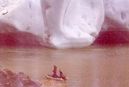 MOON 310 dinghy Rib in Ices in last Hope  Seno Cerrano Glaciar 