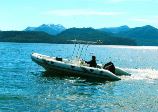 rigid hull inflatable boat RHIB MOON 630 patagonia lakes