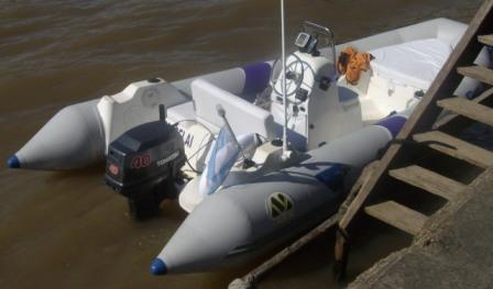 MOON 440 T ribs rigid inflatable boats. Semirrigida neumatica inflable
