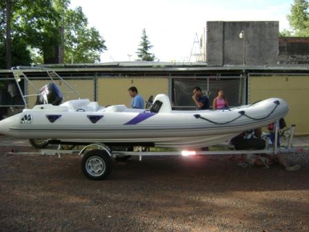 MOON 560 RIB ribs rigid inflatable boats. Semirrigidas neumaticas inflables TRAILER