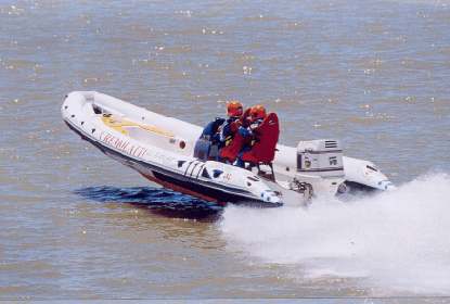 MOON 890 OFF SHORE 4-LITER COMPETITION rigid inflatable boat RIB